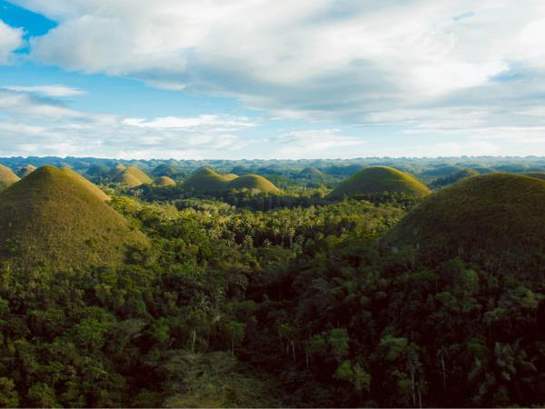 Philippine islands nature and culture tour