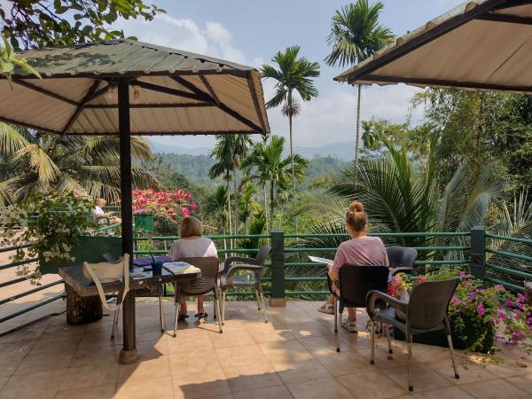 Painting holiday in Sri Lanka