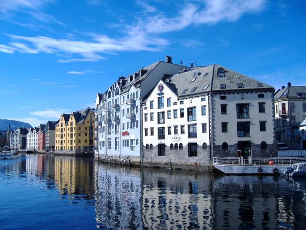 Norway electric self drive holiday