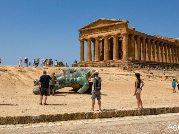 Sicily archeology tour