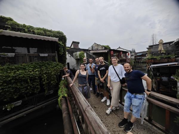 23 day tour of China, Shanghai loop