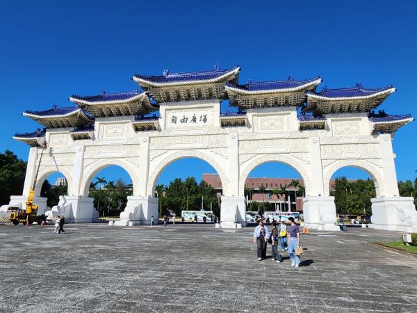 Taiwan 12 day small group tour