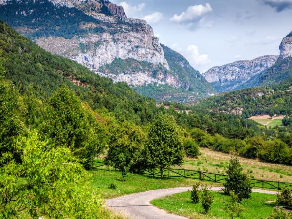 Pyrenees leisurely walking holiday