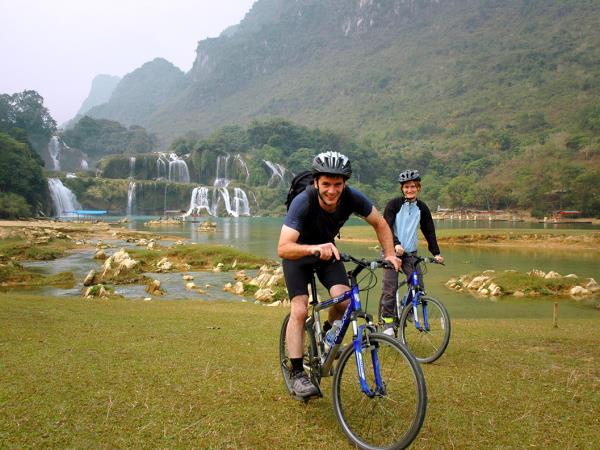 North Vietnam cycling tour, 8 days