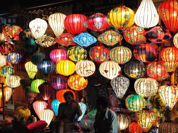 Central Vietnam caves and cultural tour 