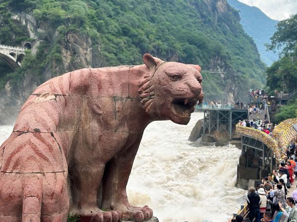Yunnan tailor made holiday, China