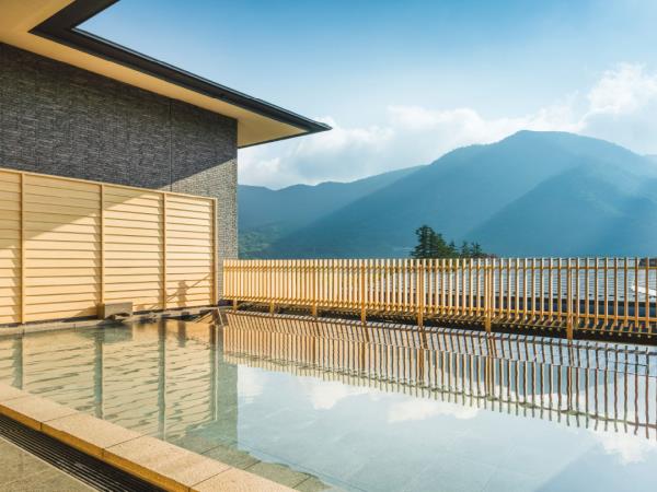 Japan hot springs honeymoon