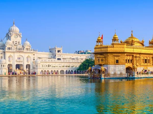 Northern India tour, foothills of the Himalaya