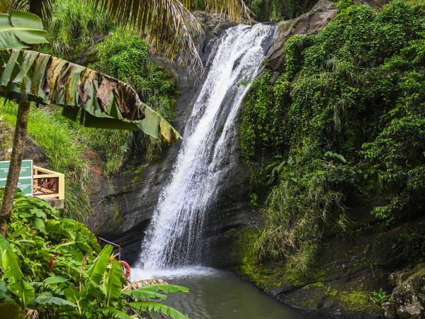 Grenada luxury sailing holiday