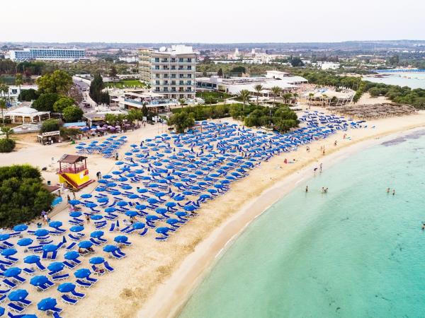Mykonos sailing holiday for 18-35s