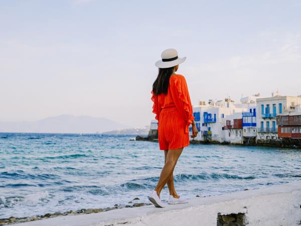 Mykonos sailing holiday for 18-35s