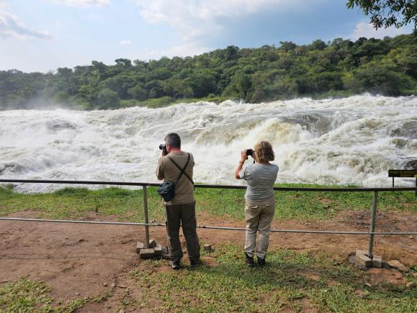 Uganda family safari holiday, all inclusive 