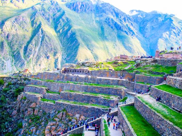 Machu Picchu & Sacred Valley holiday from Lima