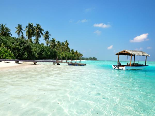 Maldives uncovered, island hopping tour