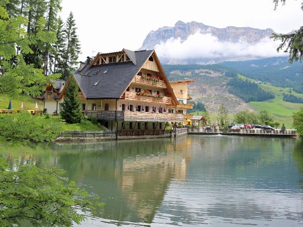Leisurely Dolomites walking holiday