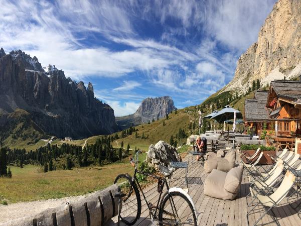 Leisurely Dolomites walking holiday