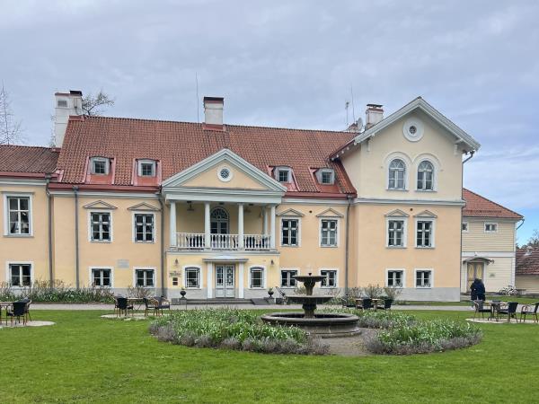 Estonia survival camp holiday