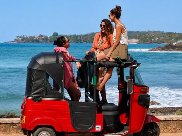 Sri Lanka self drive tuk tuk holiday 
