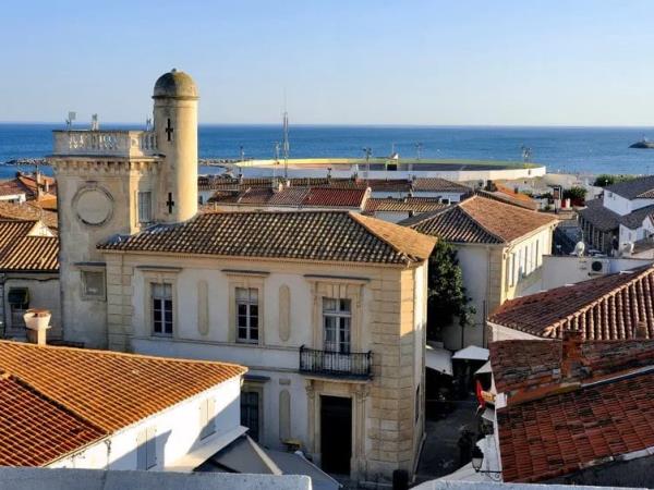 Provence electric self drive holiday in France