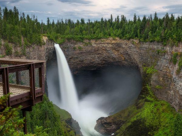 Canada adventure holiday for families with teenagers
