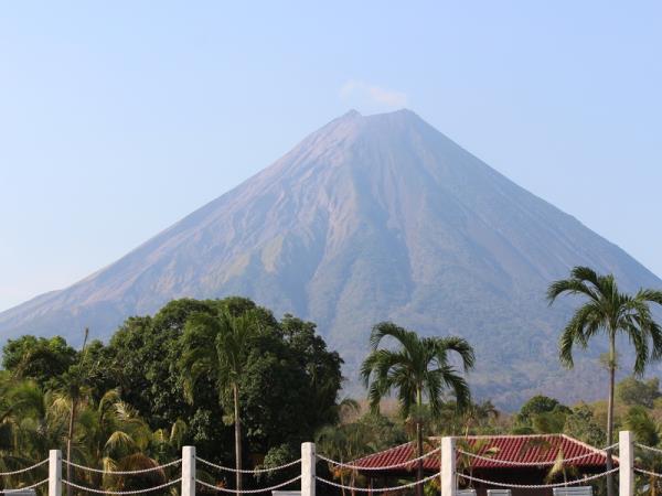 Nicaragua holiday, Cobbled Streets to Coral Reefs