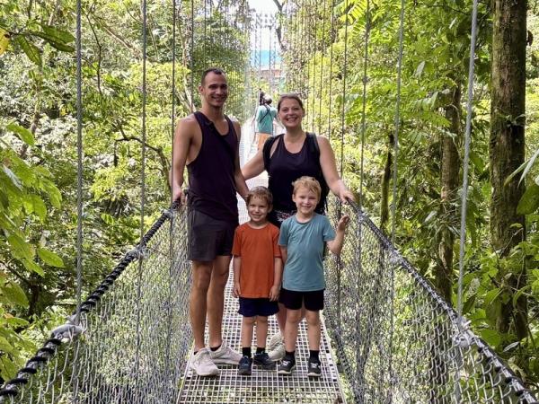 Costa Rica family tour, 11 days