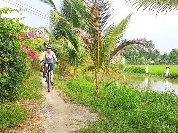 Cycling holiday from Siem Reap to Saigon 