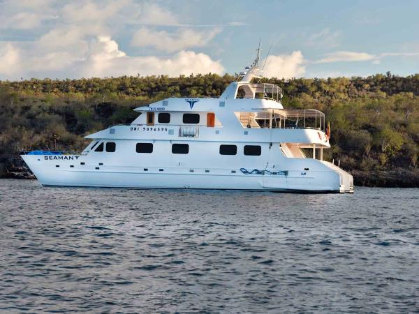 Galapagos Western Islands luxury cruise