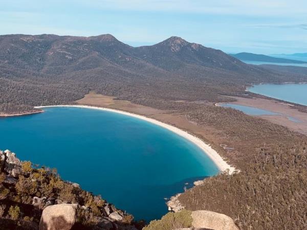 Tasmania coastal cruise