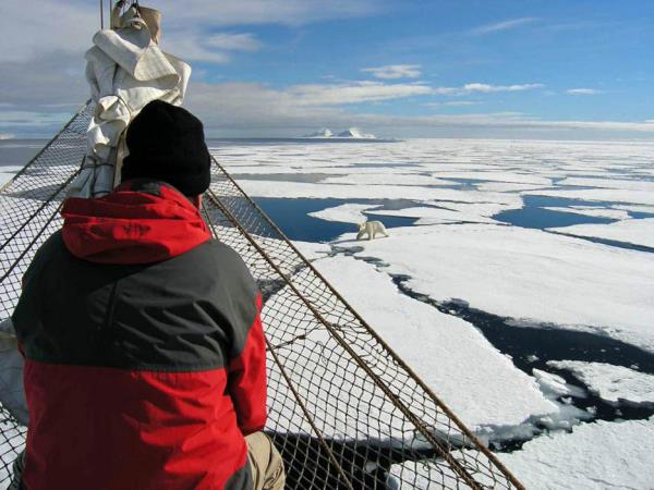Arctic sailing voyages, North Spitsbergen
