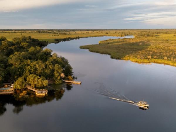 Southern Africa luxury wildlife & beach holiday