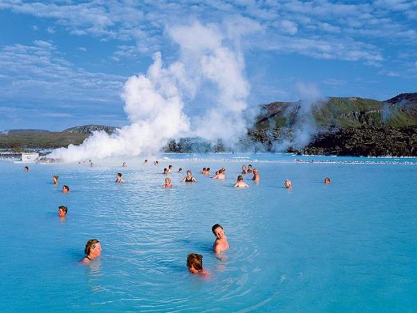 Reykjav�k & the Blue Lagoon family holiday in Iceland