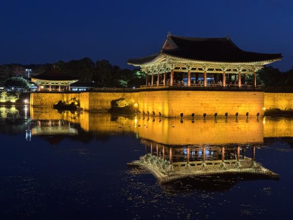 South Korea tour on a shoestring, tailor made