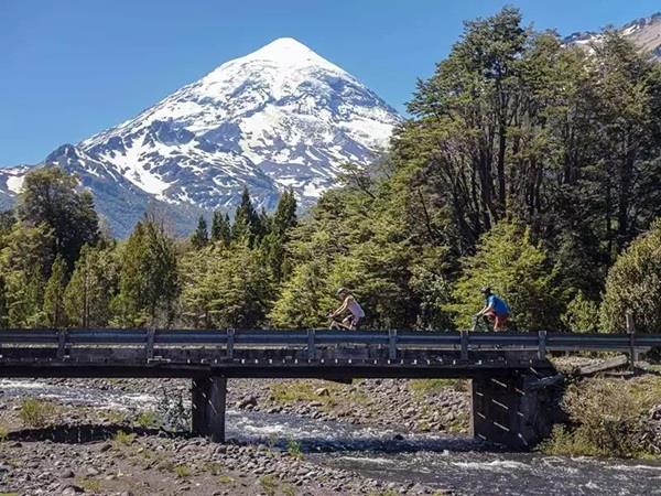 Argentina to Chile adventure tour