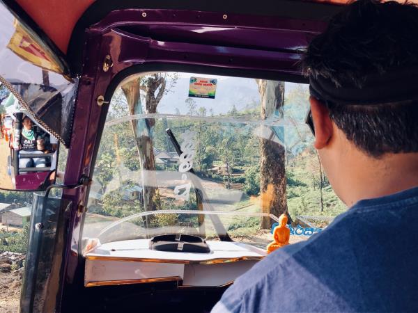Self drive tuk tuk adventure in Sri lanka, 6 days