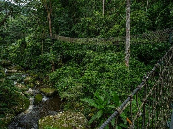 Laos tour, off the beaten track