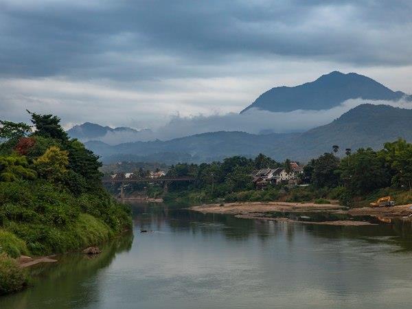 Laos tour, off the beaten track
