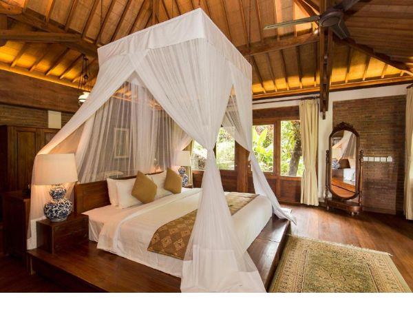 Indonesia culture and nature tour