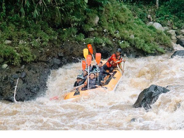 Indonesia culture and nature tour