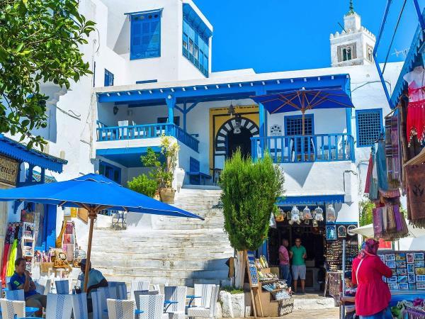 2027 solar eclipse holiday on Kerkennah Island, Tunisia