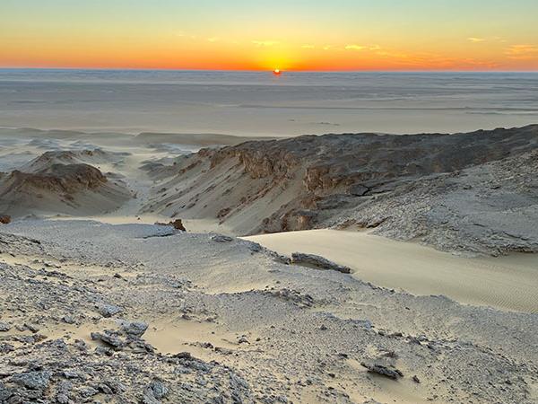 Sahara Desert 2027 solar eclipse holiday, Egypt