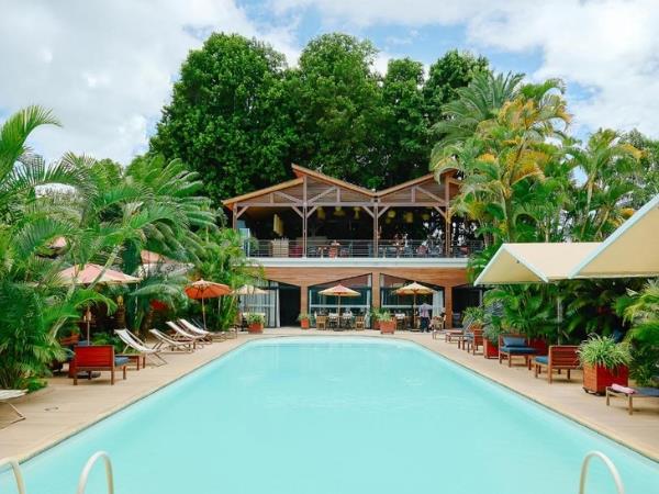 Madagascar wildlife and beach tour