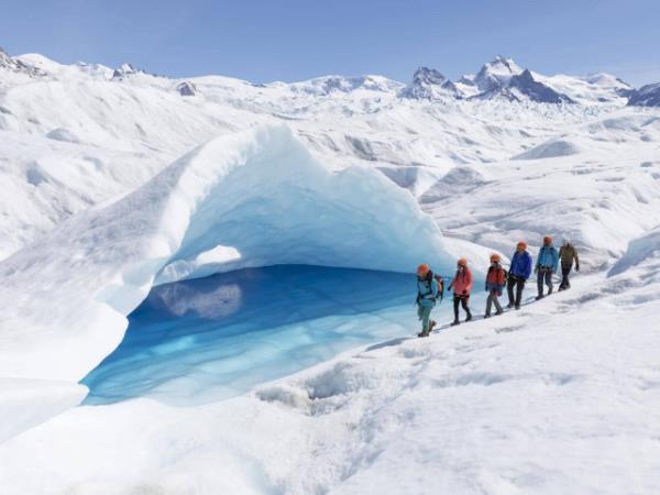 Patagonia small group tour, trekking and culture
