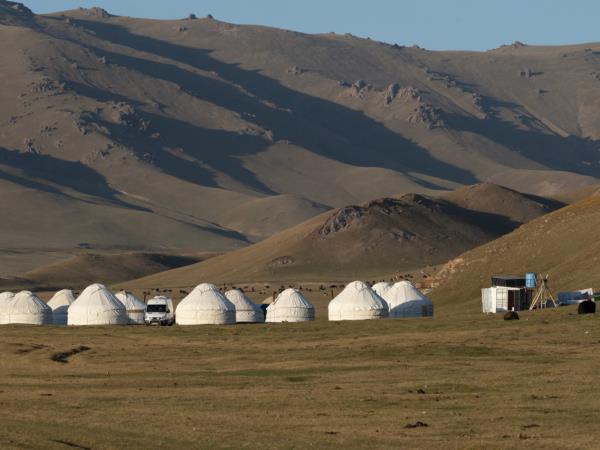 Kyrgyzstan discovery tour