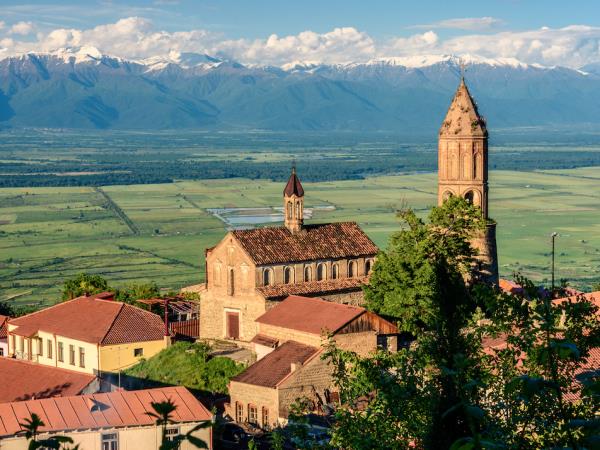 Georgia small group walking and wine tour 