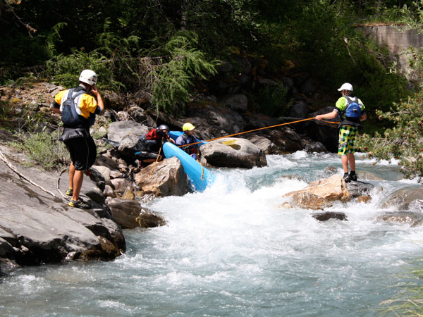 Learn how to kayak holiday in the Ardeche, France