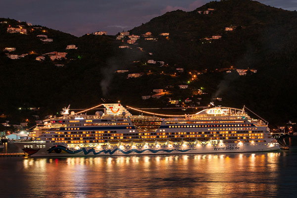 Cruise ship light pollution