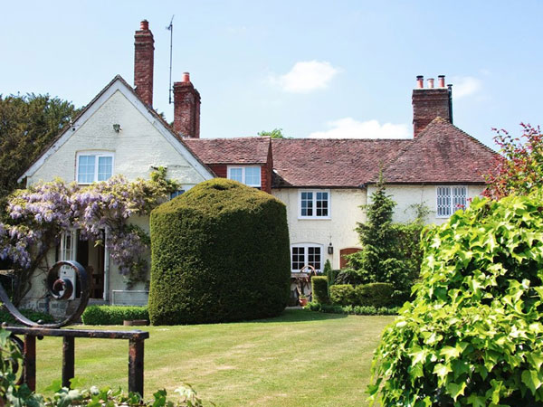 South Downs B&B farmhouse near Chichester, England