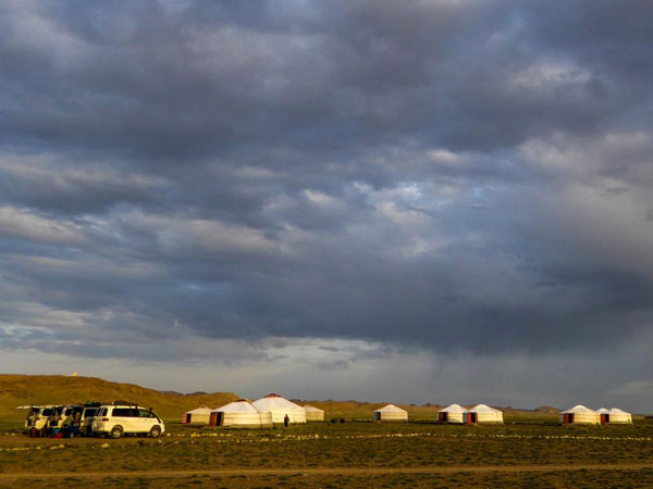 Mongolia Eagle Festival holiday