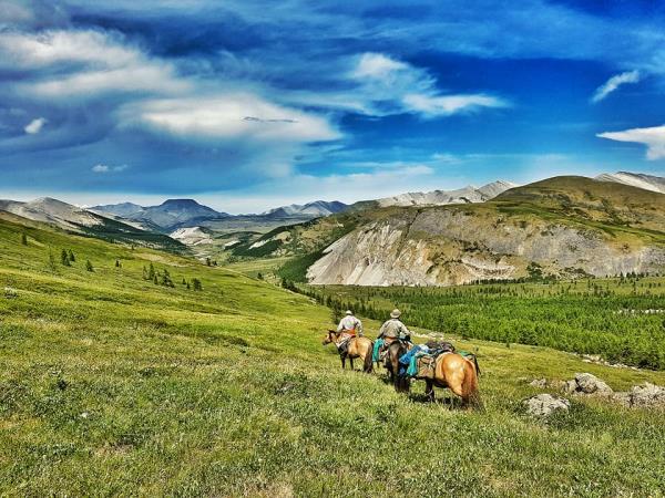 Exploratory trekking holiday in Mongolia